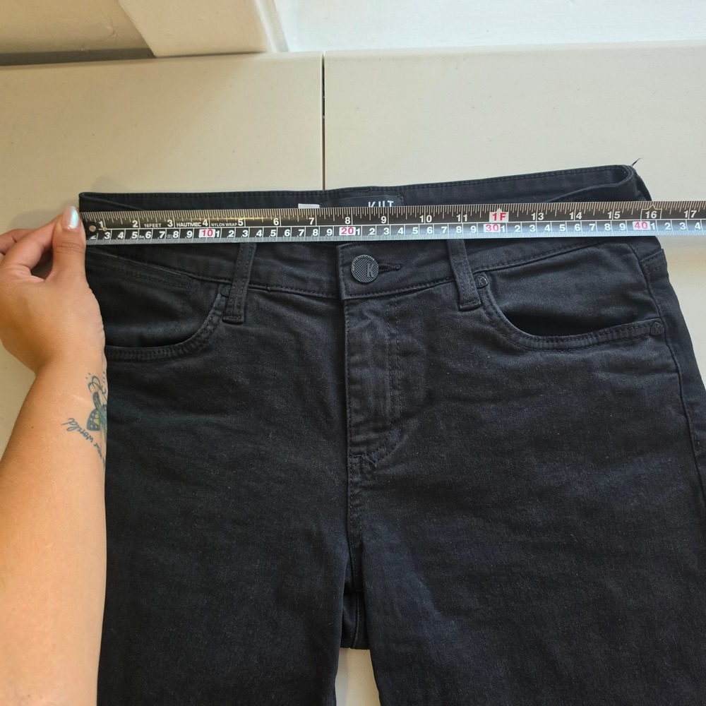 Kut from the Kloth Shorts Women 6 Black Bermuda Denim Stretchy Minimalist Vacay - Picture 4 of 9